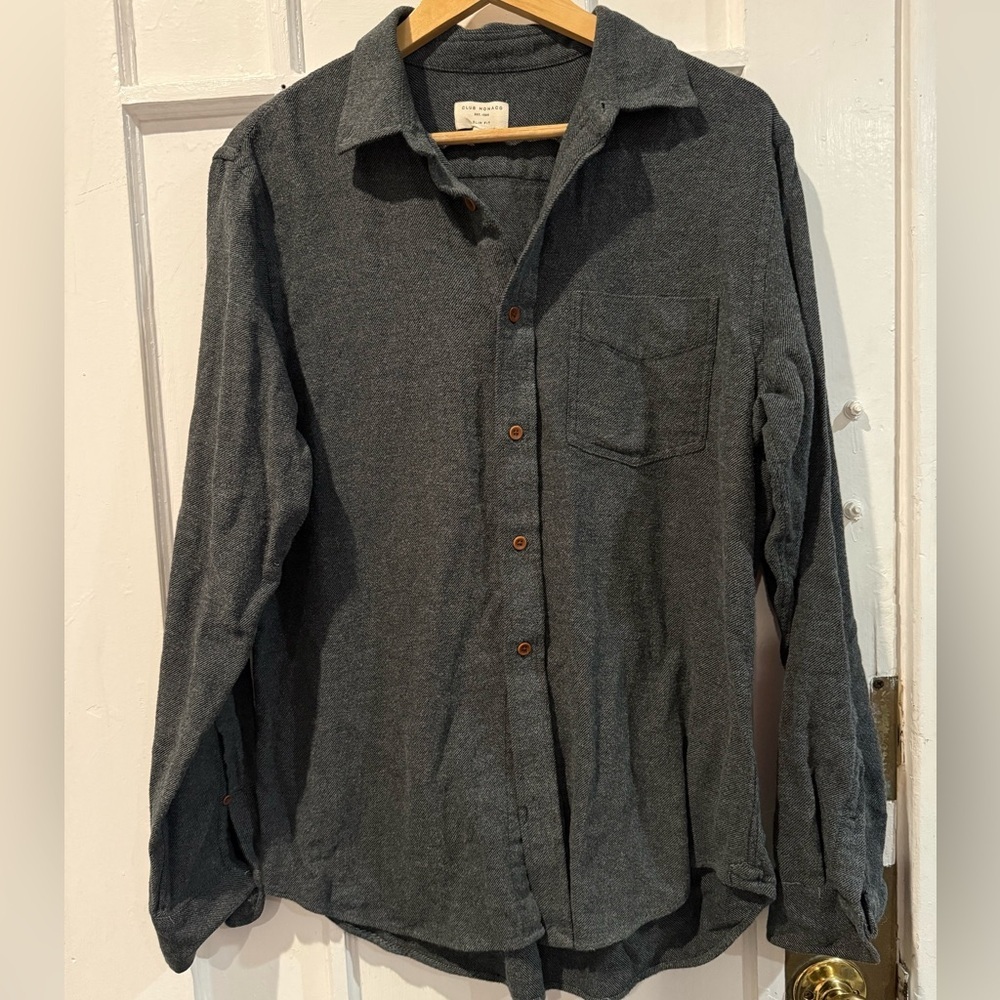 Club Monaco Men's Charcoal Gray Casual Button-Down Shirt